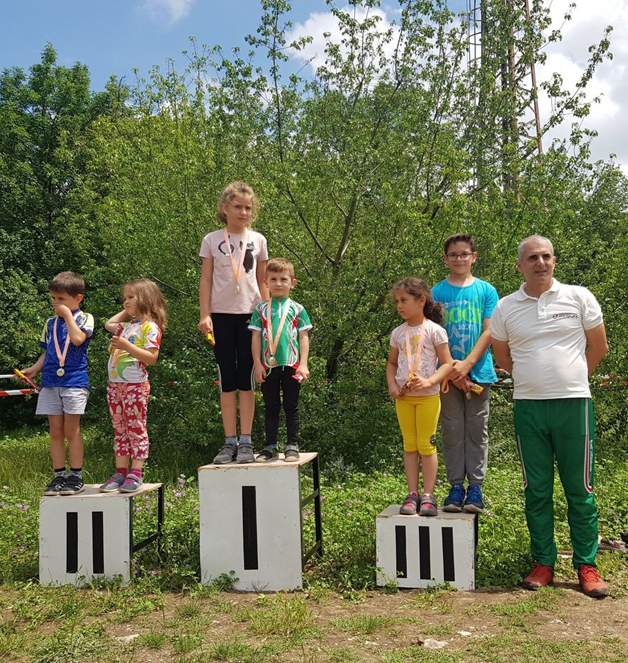 Свързани файлове